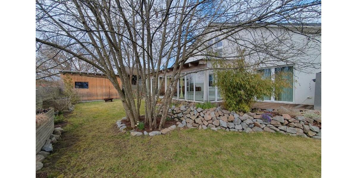 Einfamilienhaus Bodenwöhr - 5 Zimmer, 180 m&sup2;, 1.200&euro; | Angebot:26237550