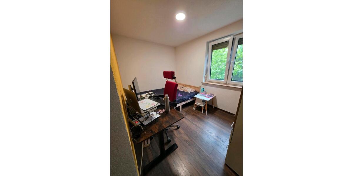 Erdgeschoßwohnung Schwaigern - 3 Zimmer, 95 m&sup2;, 1.150&euro; | Angebot:26639140