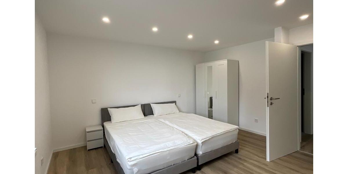 Wohnen auf Zeit Sindelfingen - 4 Zimmer, 100 m&sup2;, 2.550&euro; | Angebot:26444388