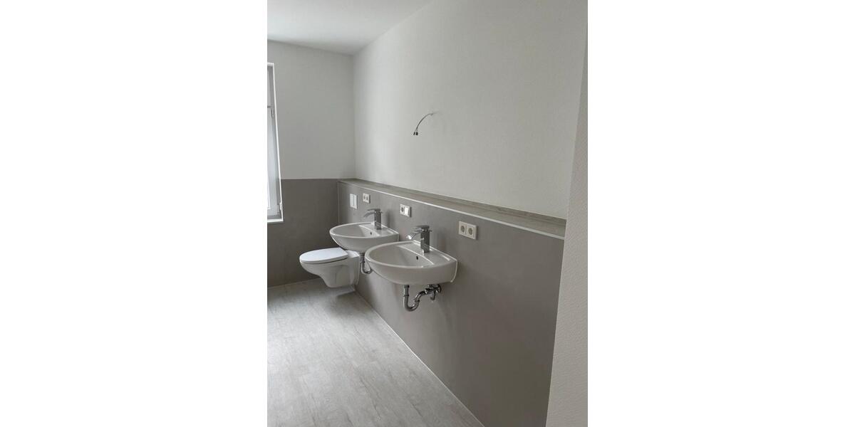 Erdgeschoßwohnung Augustusburg - 3 Zimmer, 95 m&sup2;, 665&euro; | Angebot:24662566