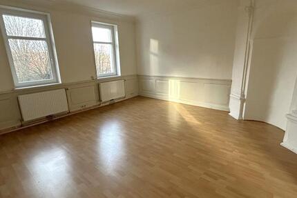 Zentrumsnahe 2,5-Zimmer-Wohnung mit neuer Einbauküche 3 zimmer