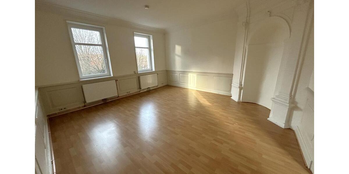 Zentrumsnahe 2,5-Zimmer-Wohnung mit neuer Einbauküche 3 zimmer