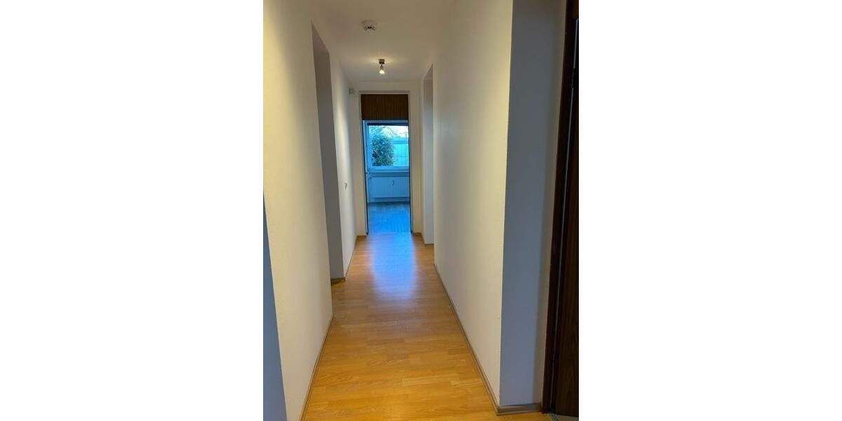 Etagenwohnung Coburg - 4 Zimmer, 110 m&sup2;, 650&euro; | Angebot:26017631