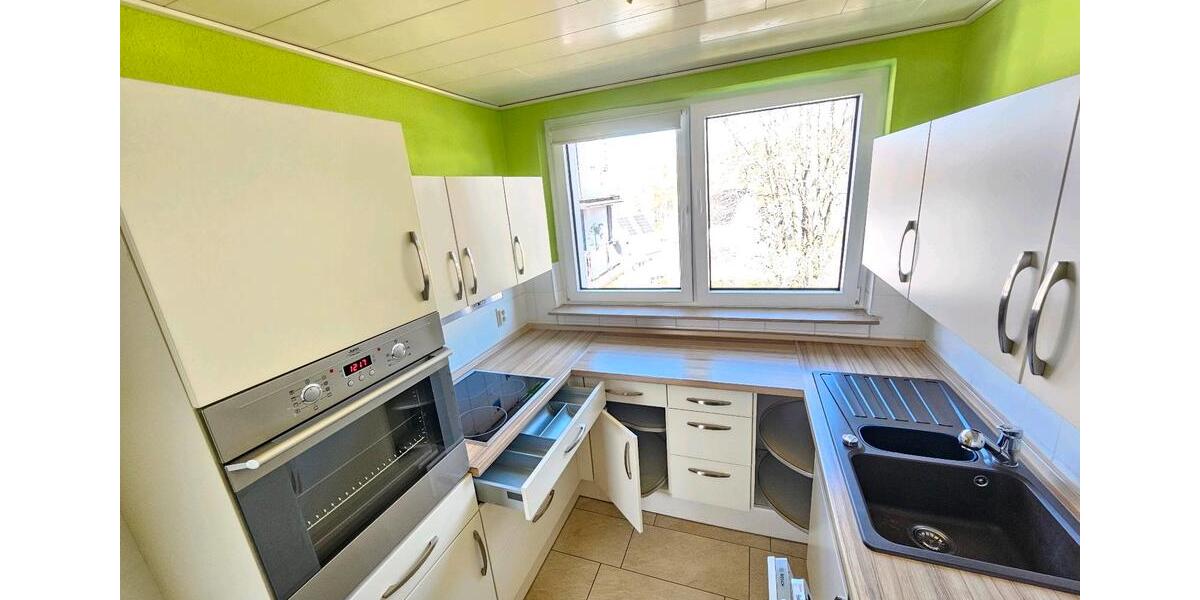 Etagenwohnung Bergneustadt - 3 Zimmer, 77 m&sup2;, 700&euro; | Angebot:26618880
