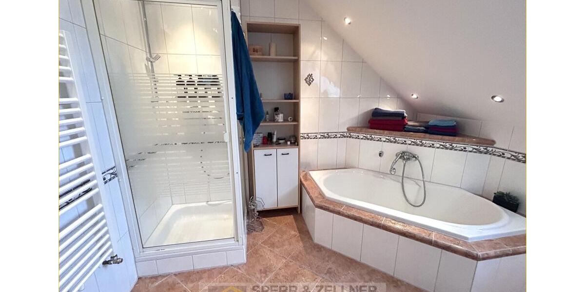 Doppelhaushälfte Hohenpolding - 6 Zimmer, 178 m&sup2;, 1.680&euro; | Angebot:26224494