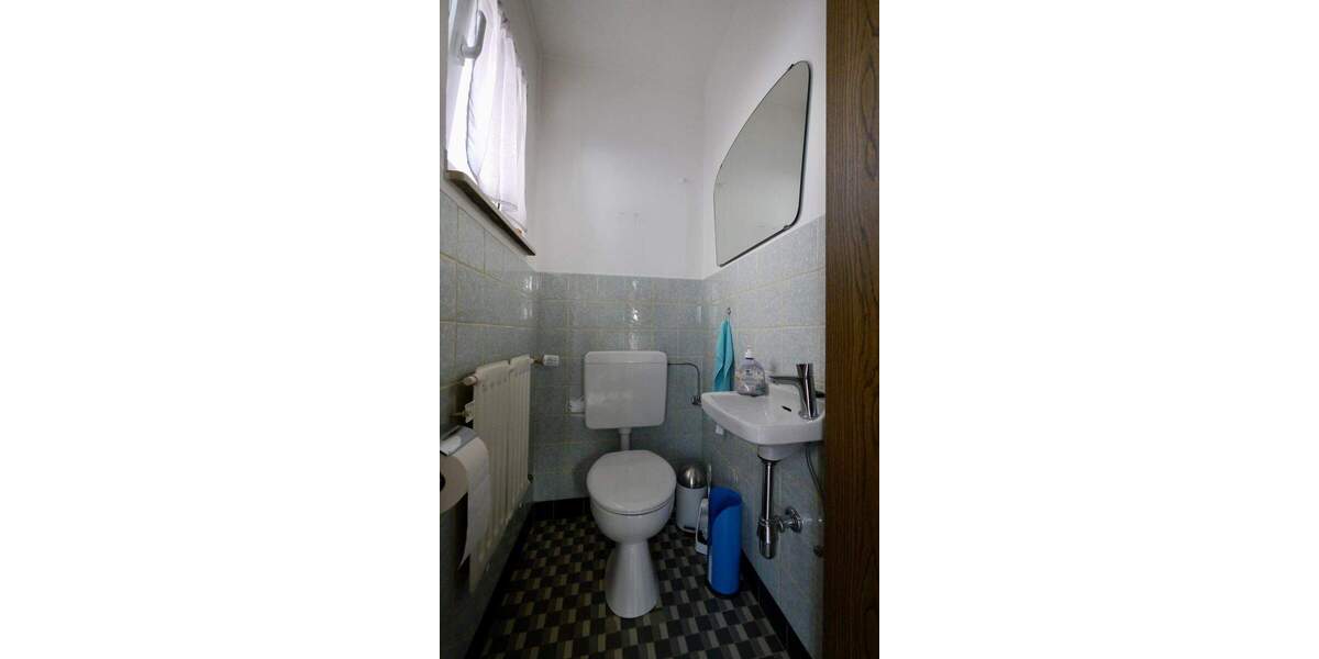 Einfamilienhaus Taunusstein Neuhof - 3 Zimmer, 100 m&sup2;, 1.000&euro; | Angebot:25770068