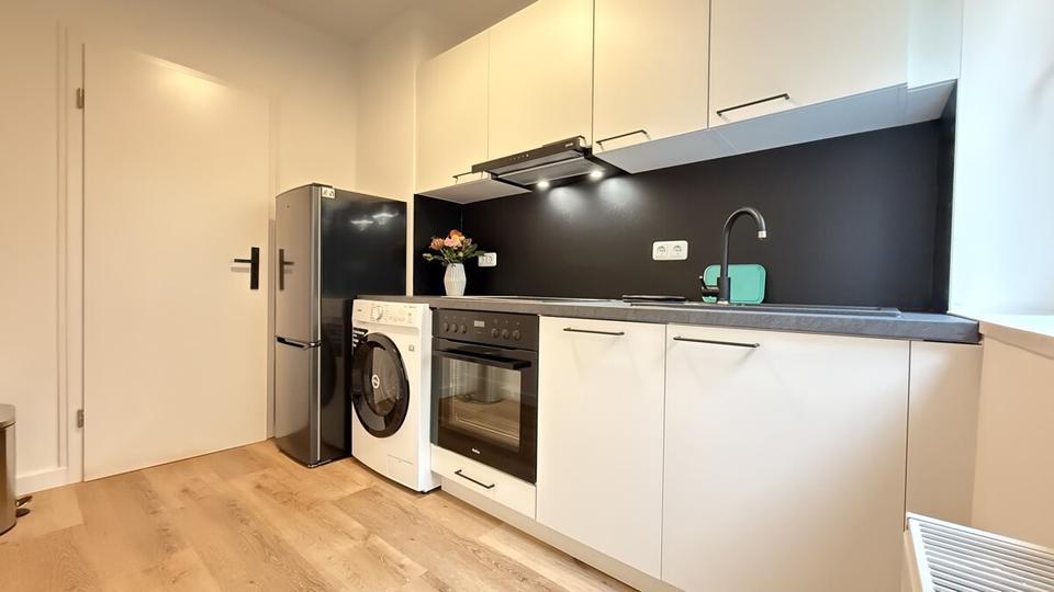 Etagenwohnung Cuxhaven - 1 Zimmer, 104 m&sup2;, 380&euro; | Angebot:26292660