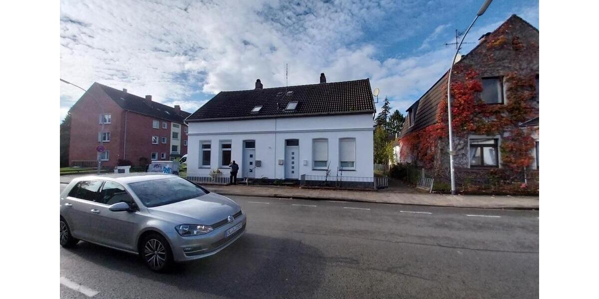 Komplett sanierte Altbau-Doppelhaushälfte in Oldenburg-Osternburg 5 zimmer