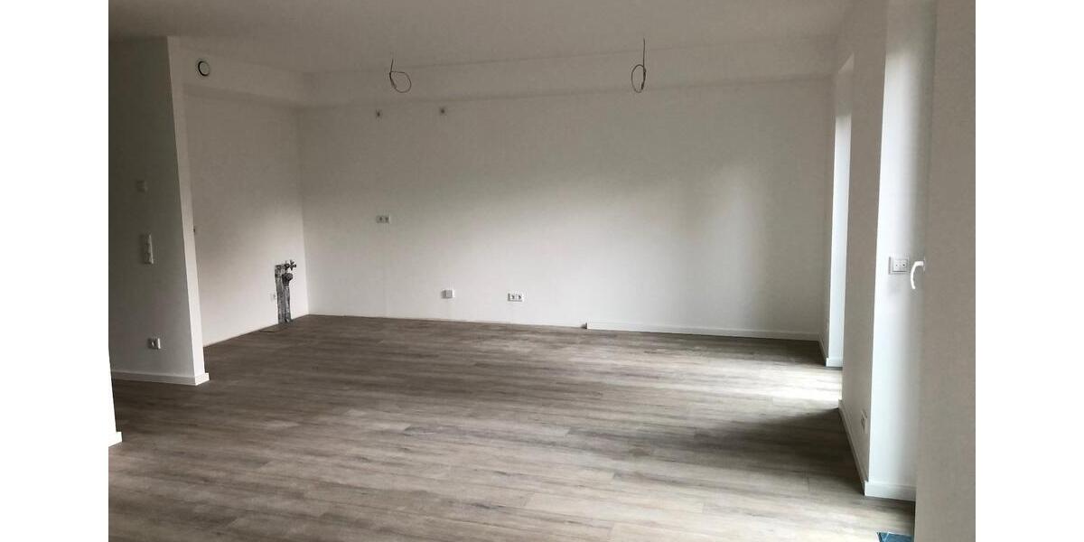 Erdgeschoßwohnung Bad Driburg - 3 Zimmer, 89 m&sup2;, 850&euro; | Angebot:25981123