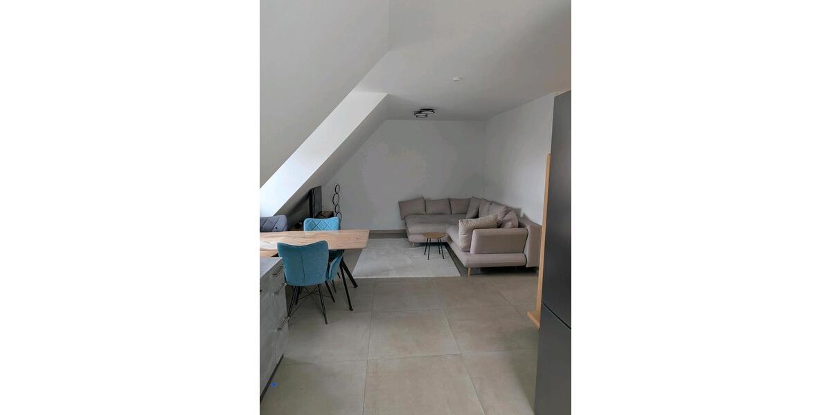 Maisonettenwohnung Ochsenfurt - 3 Zimmer, 74 m&sup2;, 1.087&euro; | Angebot:26039857