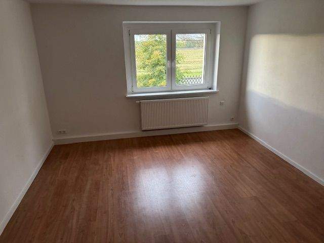 Etagenwohnung Lindenau - 3 Zimmer, 64 m&sup2;, 490&euro; | Angebot:25898616