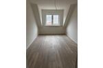 Dachgeschoßwohnung Brackel - 4 Zimmer, 95 m&sup2;, 1.470&euro; | Angebot:23766383
