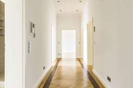 Wohnung Wiesbaden Südost - 5 Zimmer, 168 m&sup2;, 2.600&euro; | Angebot:27243130