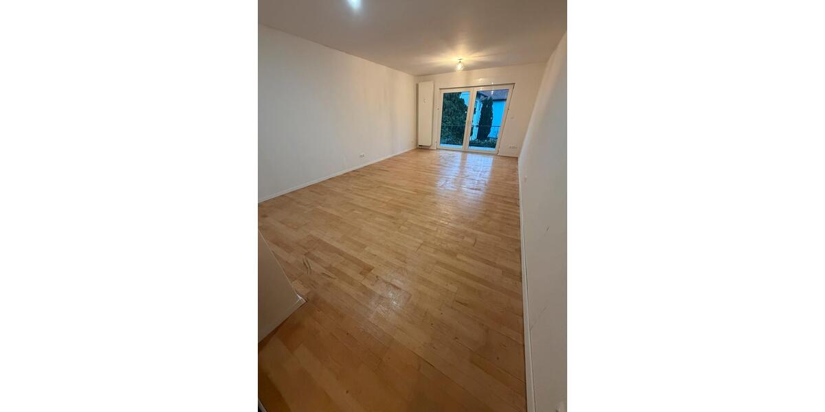 Großzügige & helle 3-Zimmerwohnung mit großem Balkon 3 zimmer