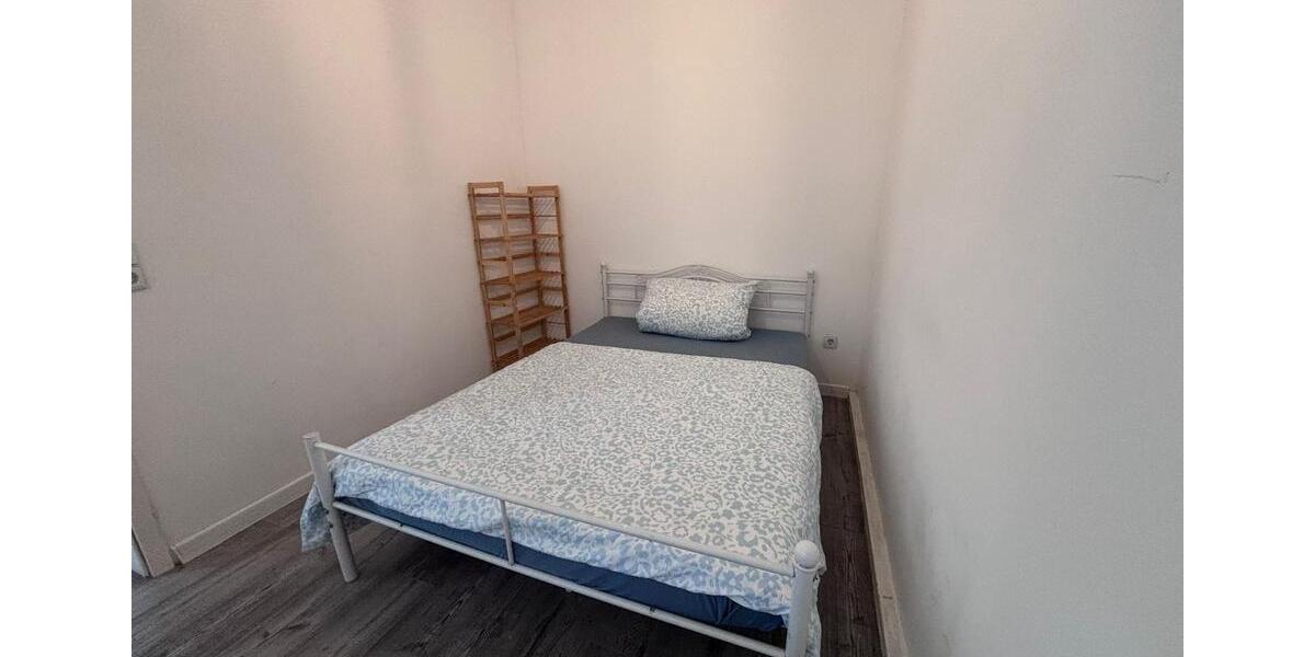 Dachgeschoßwohnung Zeitz - 2 Zimmer, 65 m&sup2;, 800&euro; | Angebot:25392190