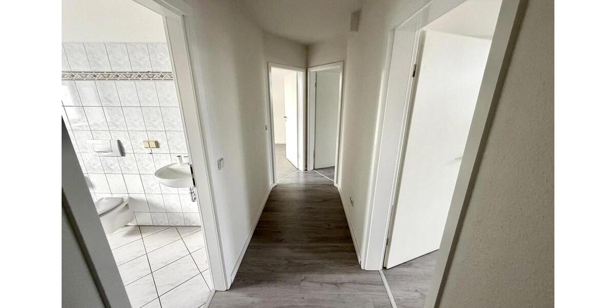 Etagenwohnung Magdeburg Nordwest - 2 Zimmer, 63 m&sup2;, 473&euro; | Angebot:25419382