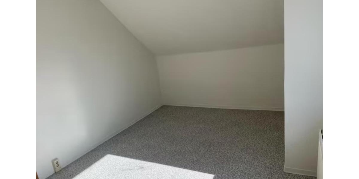 Helle 1-Zimmer-Wohnung mit neuer Küche in Suckow 1 zimmer