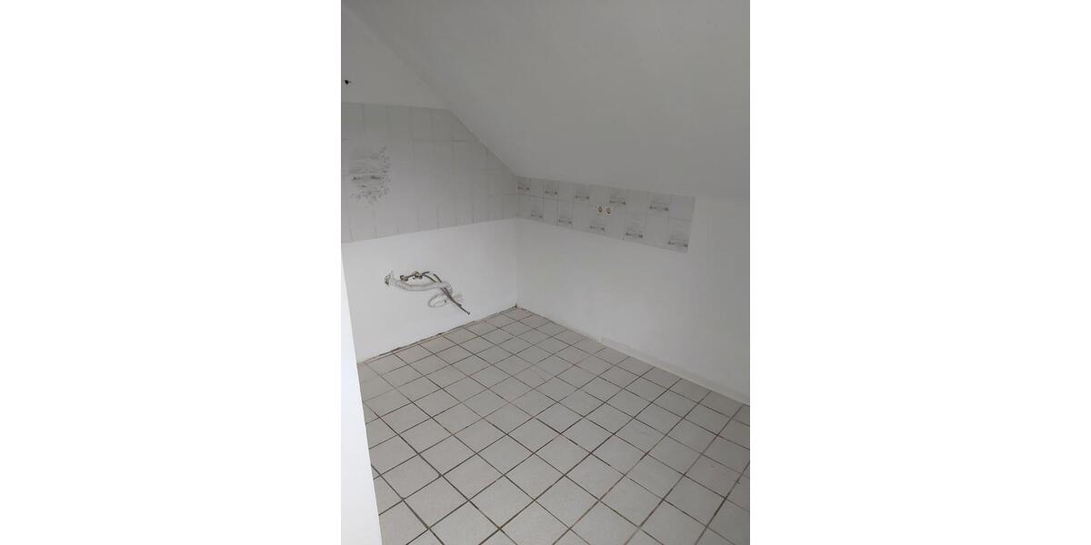 Dachgeschoßwohnung Morsbach - 3 Zimmer, 70 m&sup2;, 440&euro; | Angebot:26573251