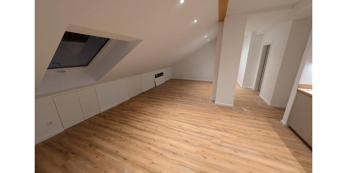 Dachgeschoßwohnung Föhren - 3 Zimmer, 71 m&sup2;, 870&euro; | Angebot:25299195