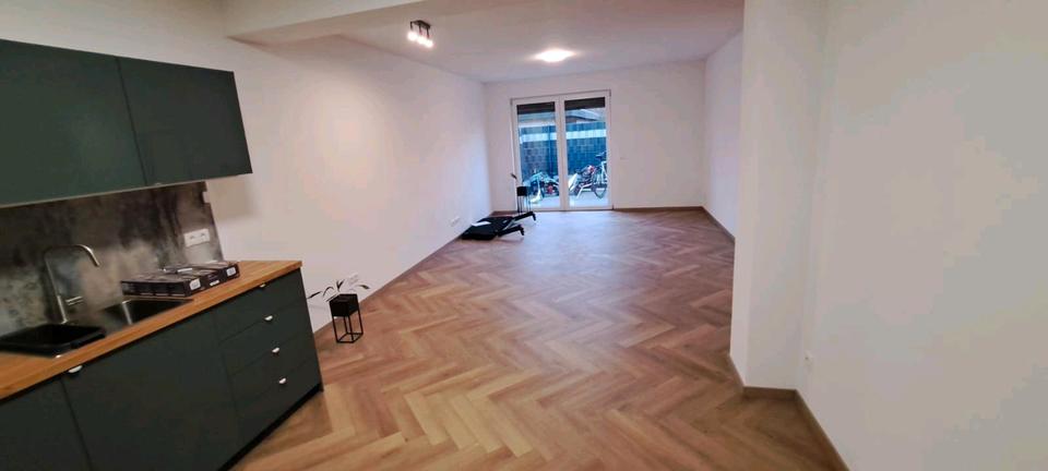 Erdgeschoßwohnung Siebeldingen - 3 Zimmer, 90 m&sup2;, 1.200&euro; | Angebot:24744182