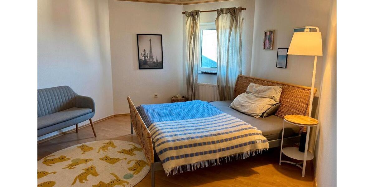 Dachgeschoßwohnung Mayen - 3 Zimmer, 90 m&sup2;, 850&euro; | Angebot:24817502