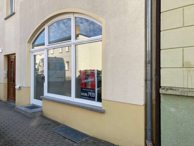 Etagenwohnung Schkeuditz - 3 Zimmer, 74 m&sup2;, 815&euro; | Angebot:26106502