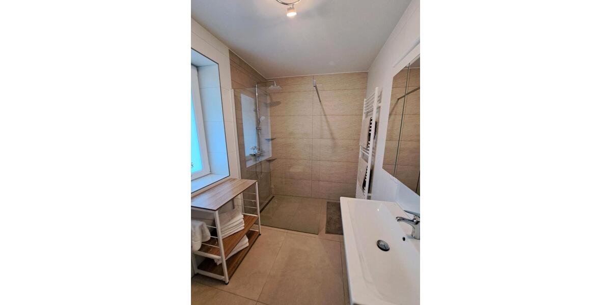 Wohnen auf Zeit Vlotho - 3 Zimmer, 80 m&sup2;, 140&euro; | Angebot:20715279