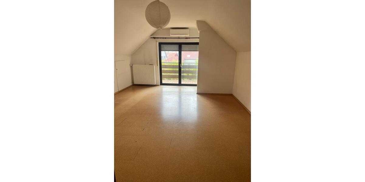 Dachgeschoßwohnung Landau in der Pfalz - 2 Zimmer, 63 m&sup2;, 850&euro; | Angebot:26131742