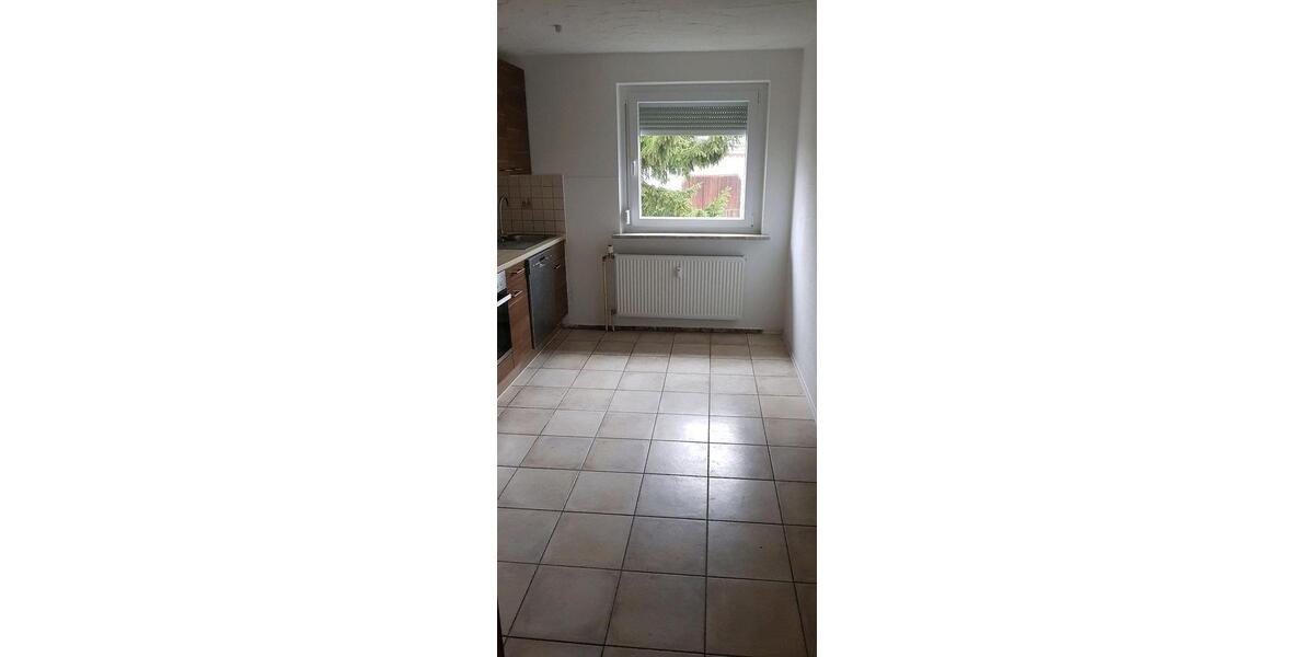 Erdgeschoßwohnung Burladingen - 3 Zimmer, 75 m&sup2;, 700&euro; | Angebot:26663455