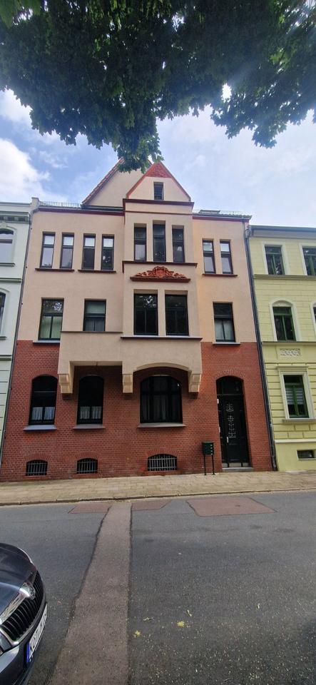 Attraktive DG-Wohnung mit großer Dachloggia am Köthener Schloss