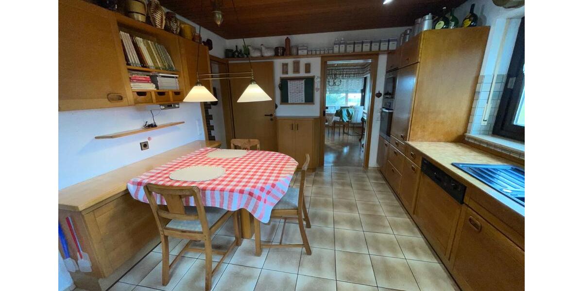 Bungalow Crailsheim - 6 Zimmer, 210 m&sup2;, 1.990&euro; | Angebot:26174918