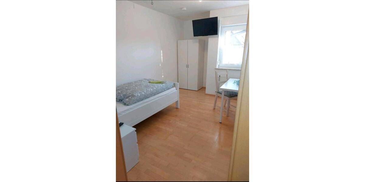 Etagenwohnung Holle - 3 Zimmer, 80 m&sup2;, 40&euro; | Angebot:21265708