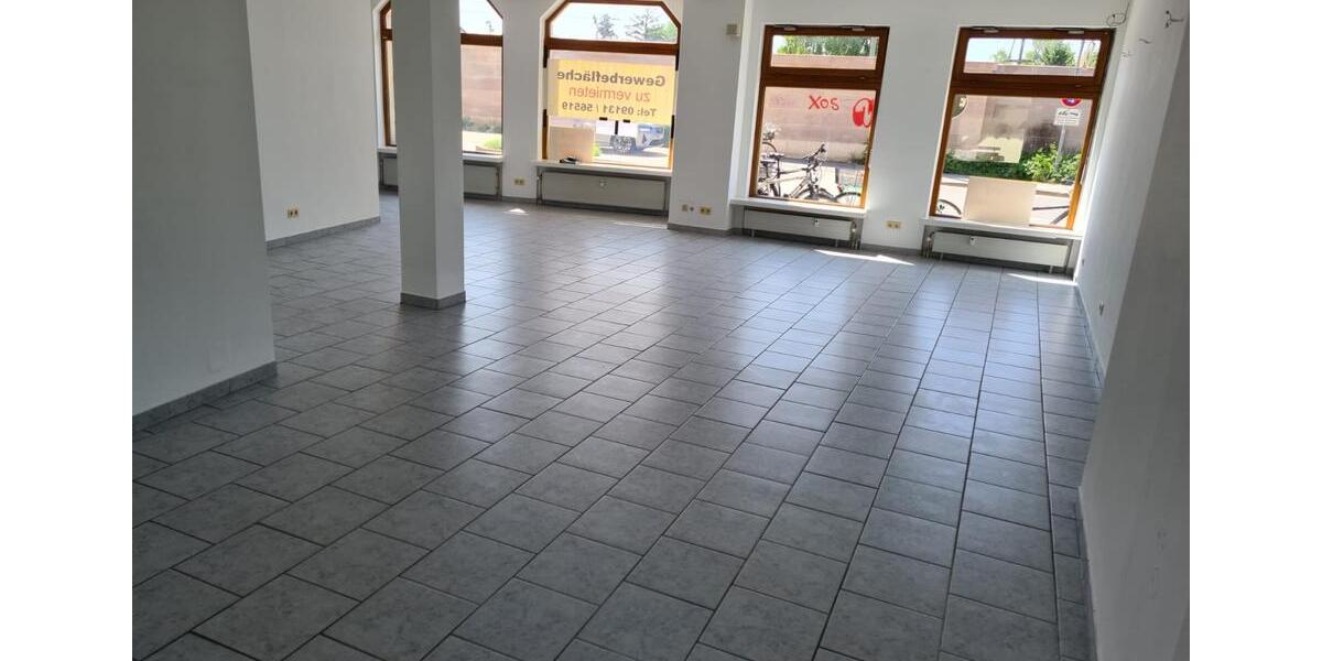 Gewerbeobjekt Baiersdorf - 1.200&euro; | Angebot:24646775
