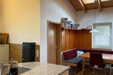 Biete Platz in einer Teilzeit-WG in Oy 4 zimmer