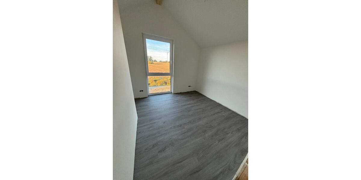 Einfamilienhaus Neukirchen - 3 Zimmer, 83 m&sup2;, 1.350&euro; | Angebot:25127651