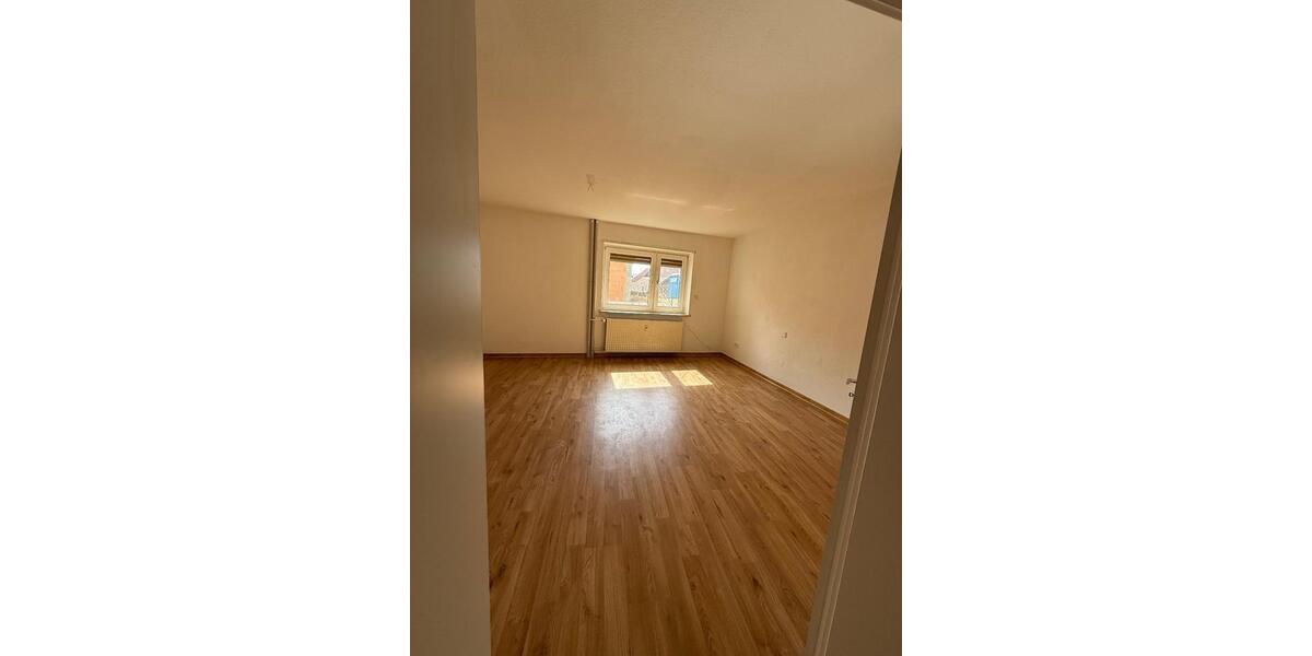 Erdgeschoßwohnung Flieden - 4 Zimmer, 120 m&sup2;, 850&euro; | Angebot:26166538