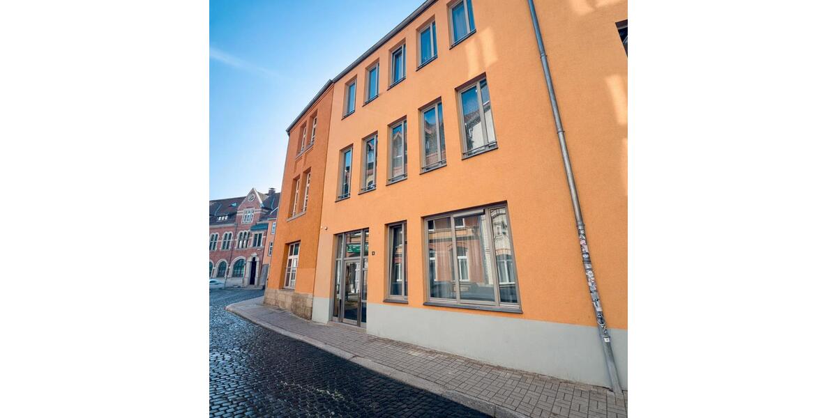 Erdgeschoßwohnung Erfurt - 4 Zimmer, 194 m&sup2;, 1.990&euro; | Angebot:25790850