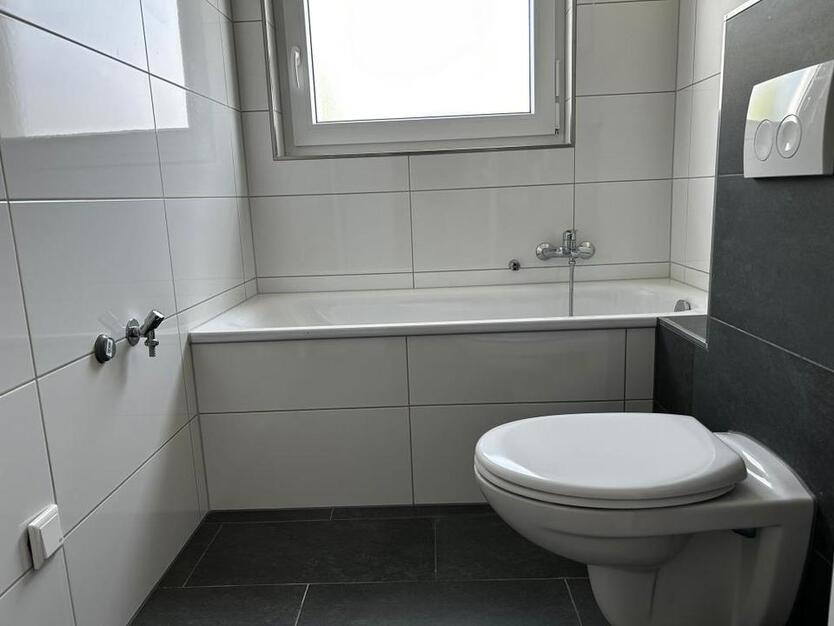 3 Zimmer Wohnung ab sofort Verfügbar