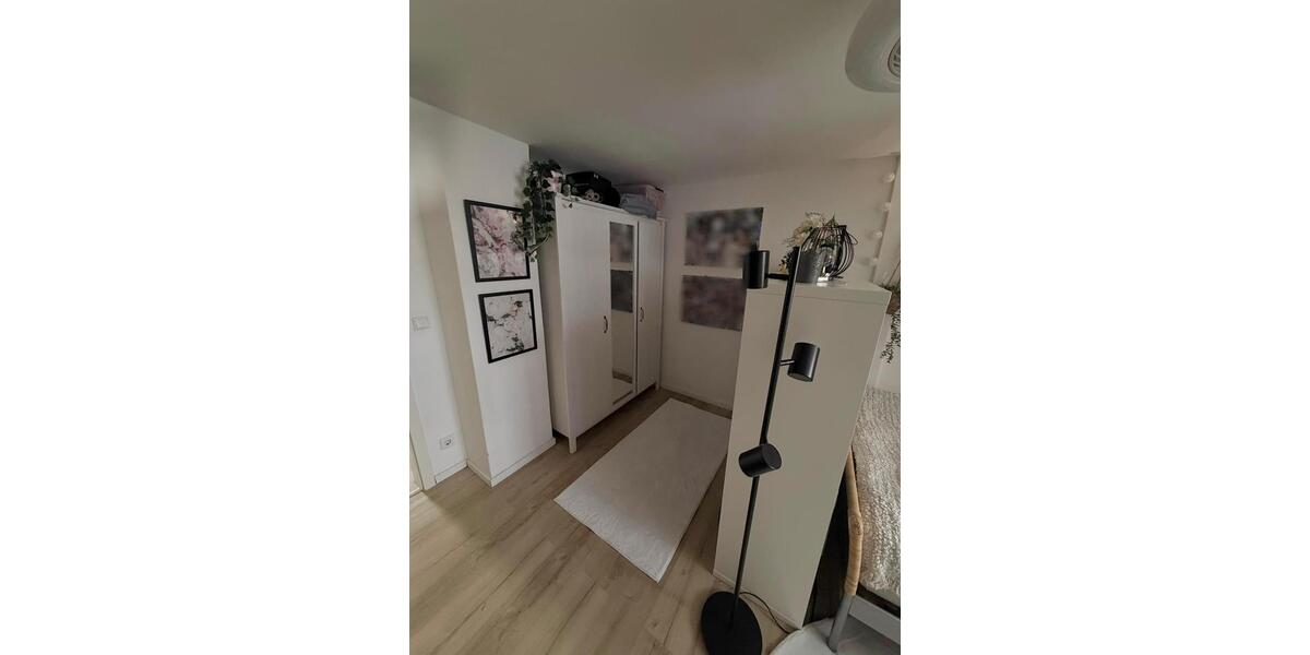 Wohnen auf Zeit Mannheim Innenstadt - 5 Zimmer, 84 m&sup2;, 500&euro; | Angebot:26017228