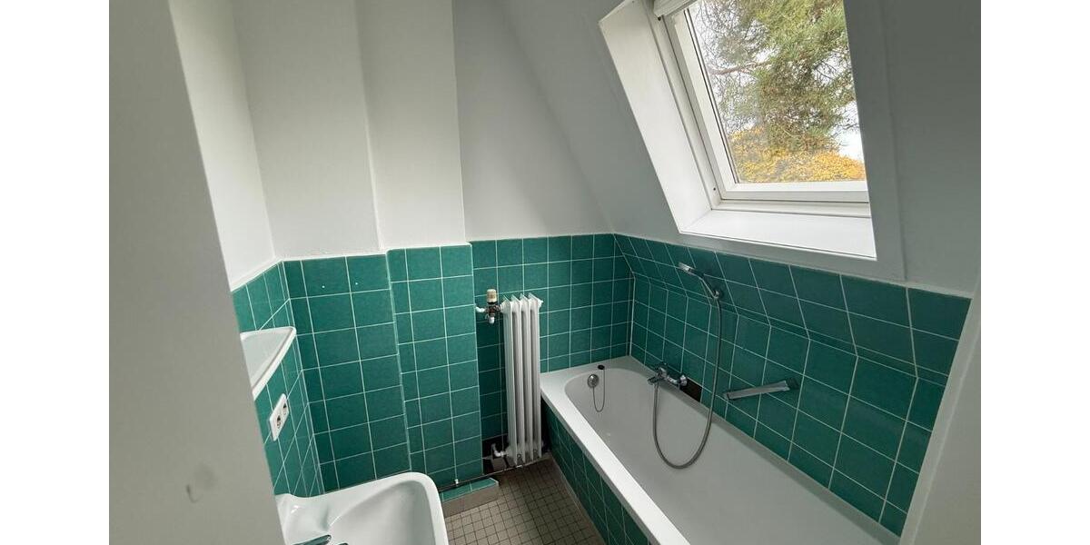 Dachgeschoßwohnung Hamburg Hamburg-Mitte - 2 Zimmer, 82 m&sup2;, 1.717&euro; | Angebot:23573372