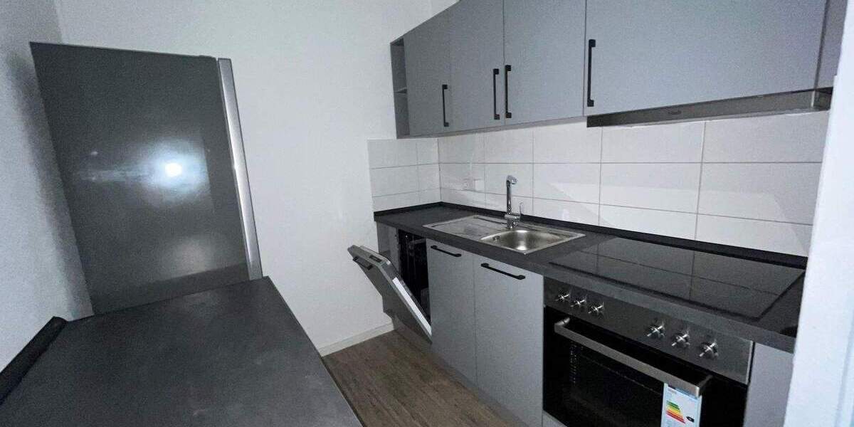 Etagenwohnung Zwickau Neuplanitz - 3 Zimmer, 60 m&sup2;, 250&euro; | Angebot:26826640