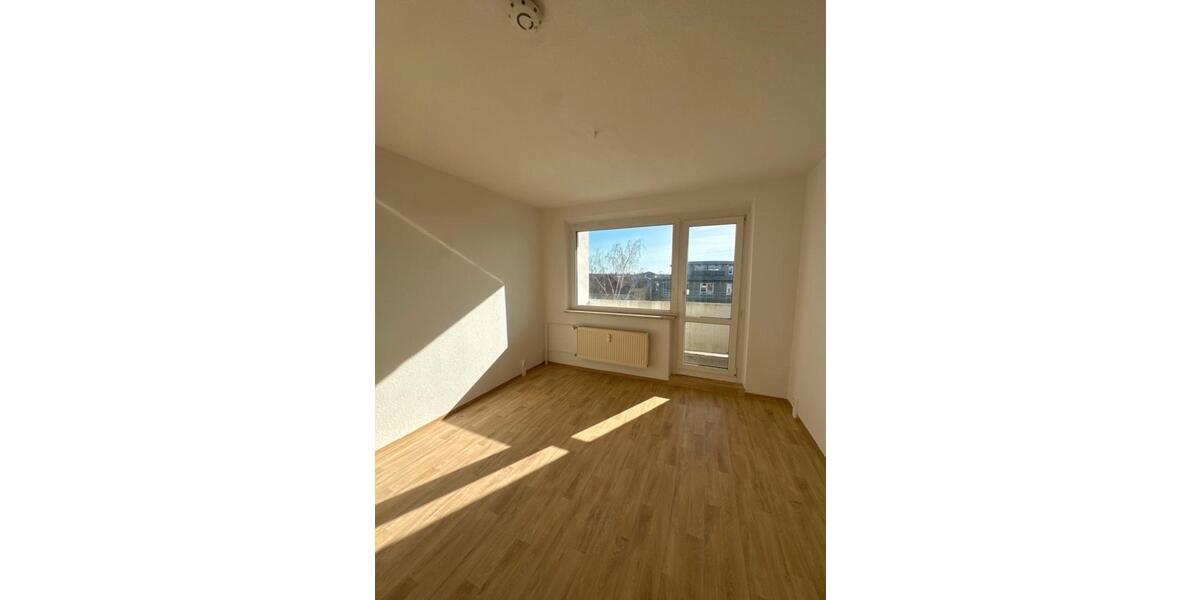 Etagenwohnung Wolgast - 4 Zimmer, 88 m&sup2;, 842&euro; | Angebot:26425833
