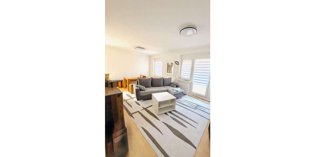 Etagenwohnung Suhl - 3 Zimmer, 65 m&sup2;, 350&euro; | Angebot:27040347
