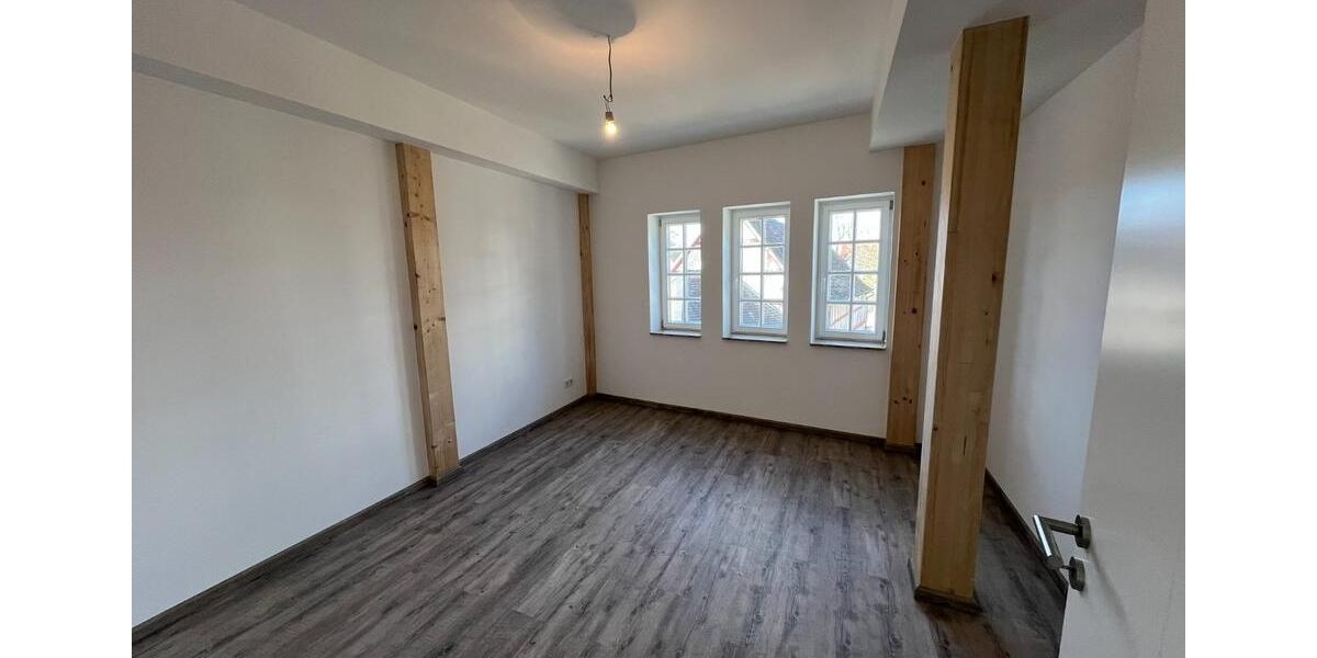 Etagenwohnung Kirchhain - 4 Zimmer, 75 m&sup2;, 1.119&euro; | Angebot:25932472
