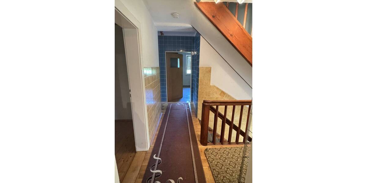 Einfamilienhaus Weisendorf / Oberlindach Oberlindach - 9 Zimmer, 205 m&sup2;, 1.595&euro; | Angebot:24028426