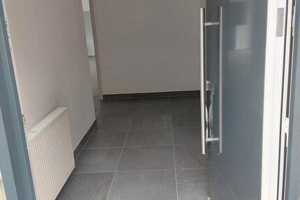 Wohnung Idstein - 2 Zimmer, 92 m&sup2;, 1.100&euro; | Angebot:26464494