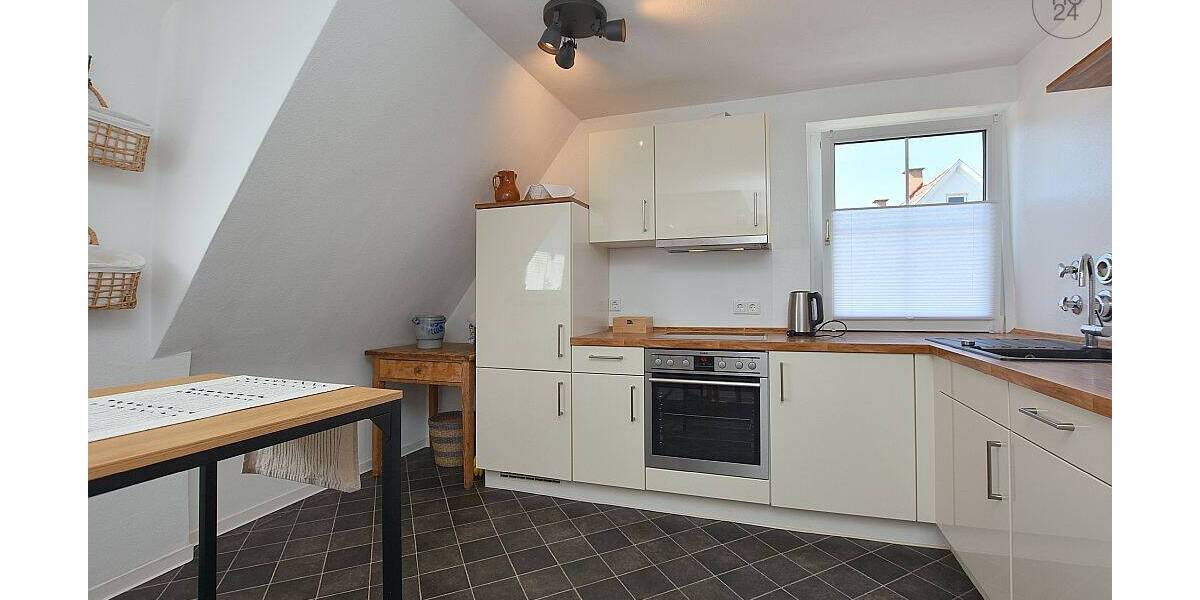 Etagenwohnung Fellbach - 2 Zimmer, 50 m&sup2;, 1.350&euro; | Angebot:25698666