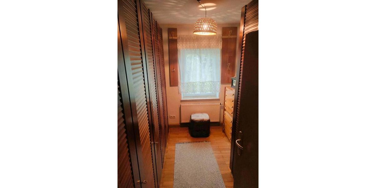 Etagenwohnung Absberg - 3 Zimmer, 85 m&sup2;, 850&euro; | Angebot:26149112