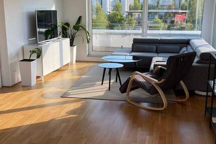 Schöne, helle 2 Zimmerwohnung in Stuttgart Vaihingen, Uni 2 zimmer