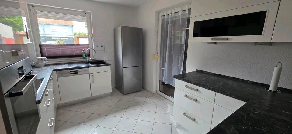 Wohnen auf Zeit Delmenhorst - 4 Zimmer, 130 m&sup2;, 35&euro; | Angebot:23729636